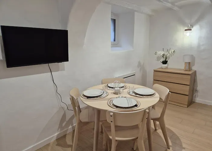 Apartamento T2 En Centre Historique De Avec Wifi - Fr-1-679-23 *